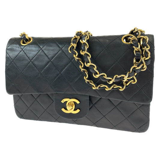 CHANEL シャネル ヴィンテージ マトラッセ23 ダブルフラップ タイムレス ココマーク ターンロック ブラック 黒 ゴールド金具 ラムスキン Wチェーンショルダーバッグ 肩掛け  レディース