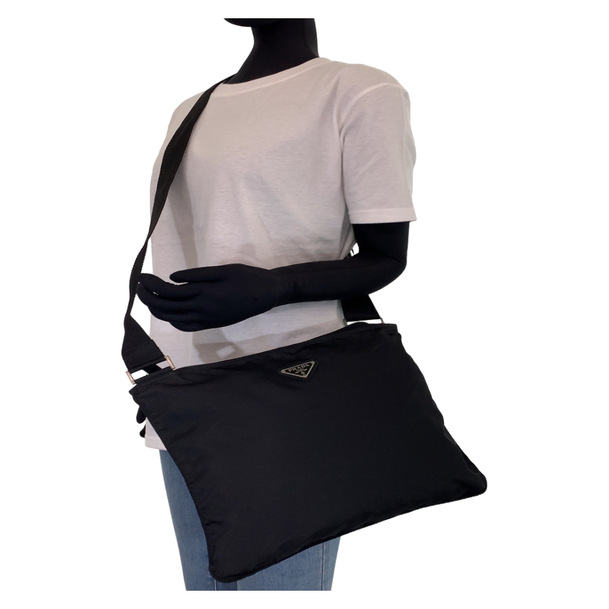H-0242
PRADA プラダ ブラック 黒 シルバー金具 ナイロン ショルダーバッグ 斜め掛けバッグ  レディース