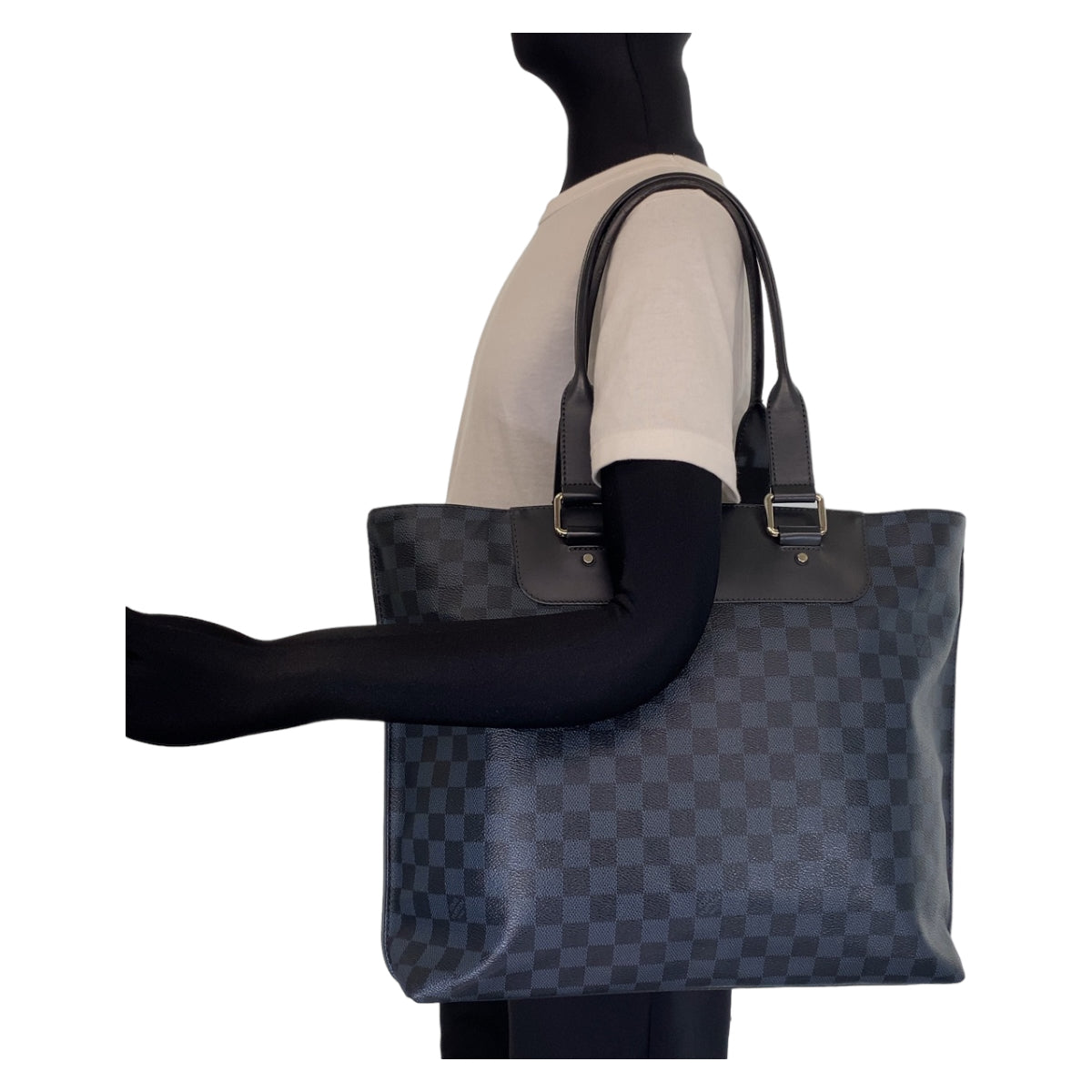 H-0264
LOUIS VUITTON ルイヴィトン ダミエコバルト カバヴォワヤージュ ブラック 黒 シルバー金具 PVC N41397 トートバッグ 肩掛け  メンズ