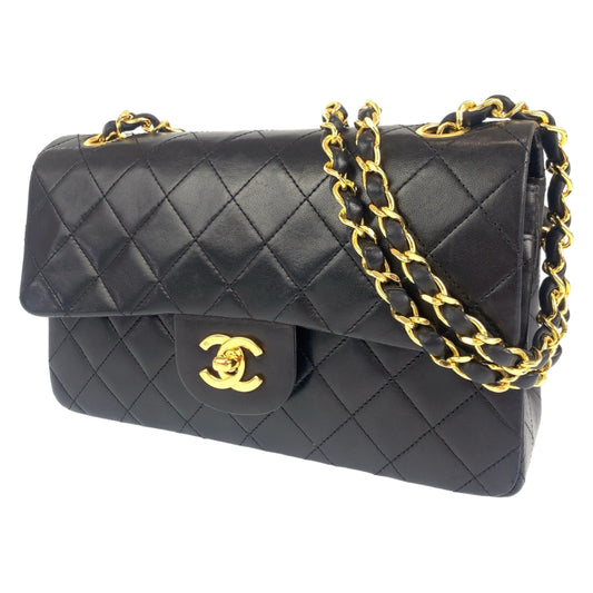 CHANEL シャネル ヴィンテージ マトラッセ23 ダブルフラップ タイムレス ココマーク ターンロック ブラック 黒 ゴールド金具 ラムスキン Wチェーンショルダーバッグ 肩掛け  レディース