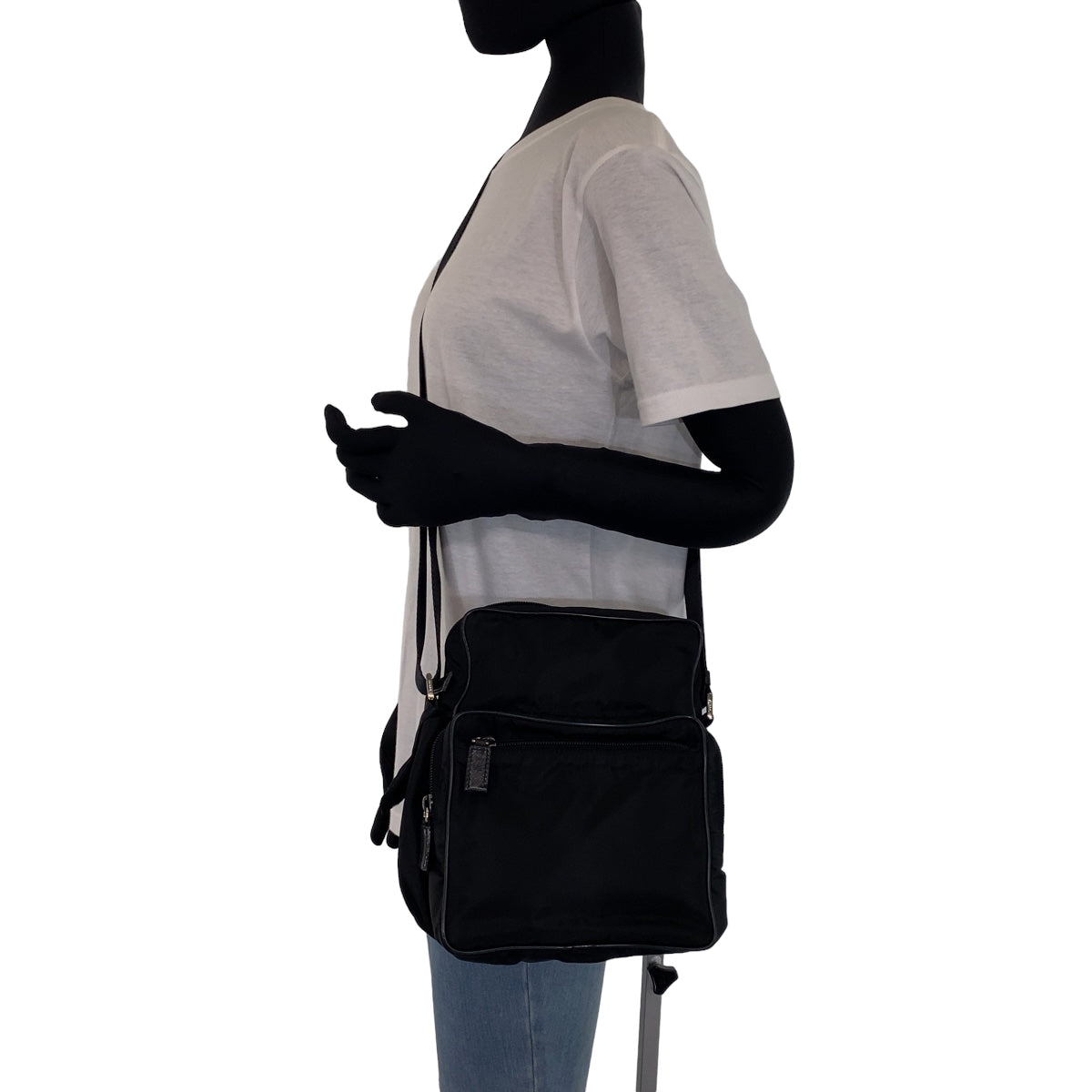 H-0383
PRADA プラダ テスート 男女兼用 ブラック 黒 シルバー金具 ナイロン ショルダーバッグ 斜め掛けバッグ  メンズ