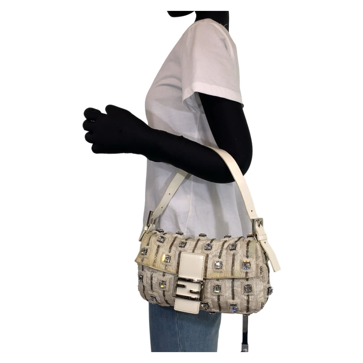 FENDI フェンディ マンマバケット ビジュー ラインストーン ホワイト 白 アイボリー シルバー金具 レザー ハンドバッグ トートバッグ  レディース