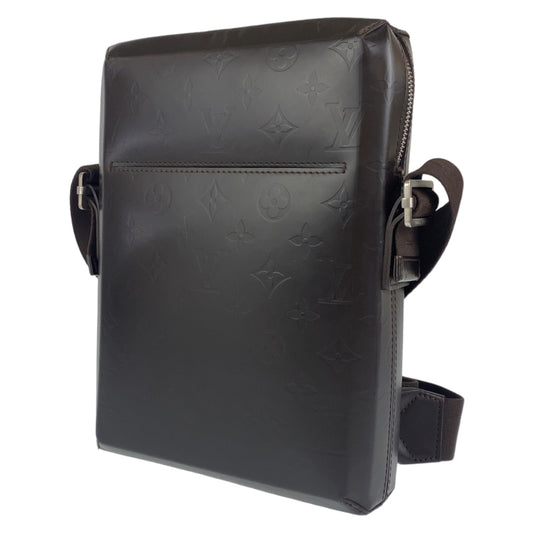 C-098
LOUIS VUITTON ルイヴィトン モノグラム ボビー ブラウン 茶 シルバー金具 モノグラムグラセレザー M46520 ショルダーバッグ 斜め掛けバッグ  メンズ