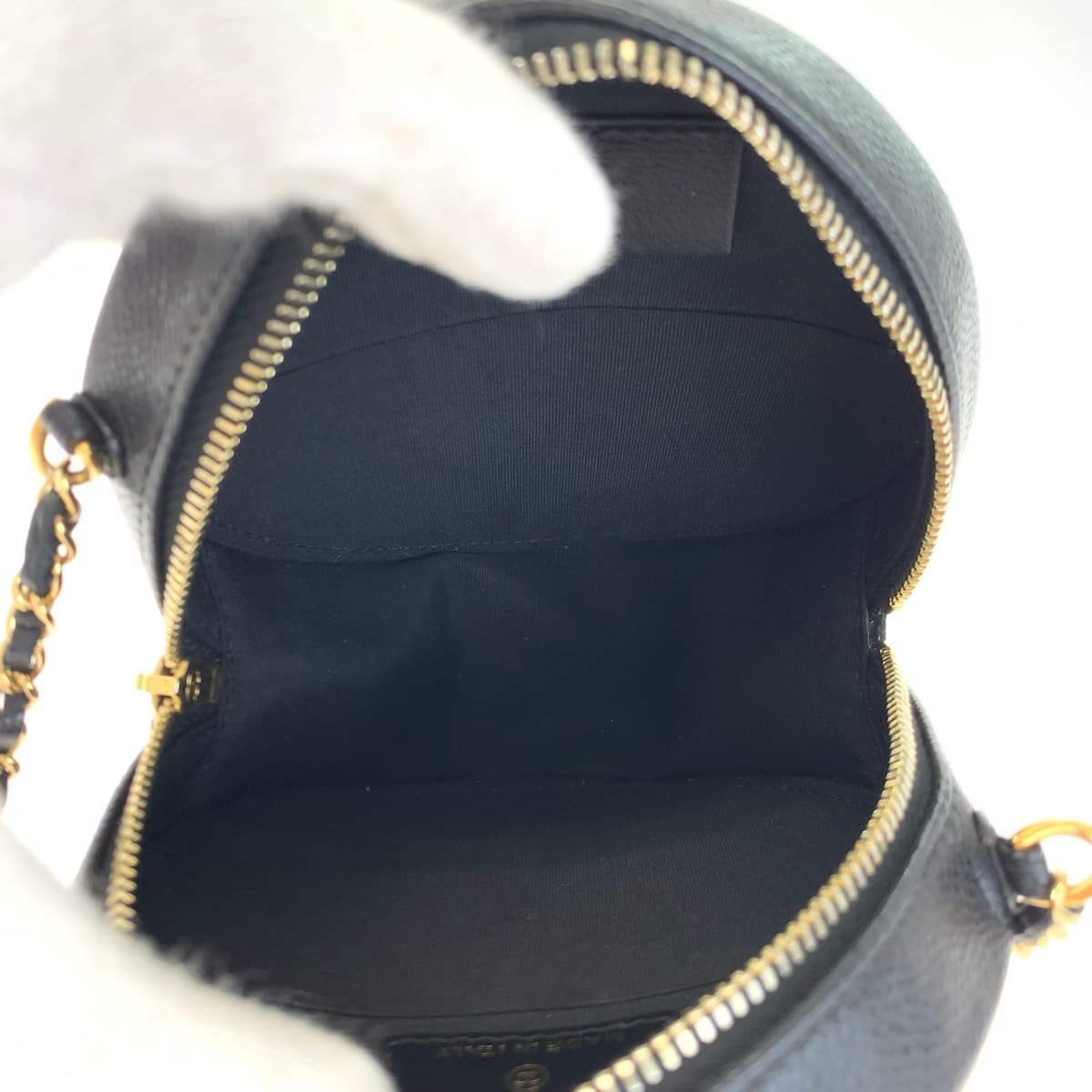 CHANEL シャネル マトラッセ ココマーク ラウンド 丸型 ブラック 黒 ゴールド金具 キャビアスキン 斜め掛け ショルダーバッグ ポーチ  レディース