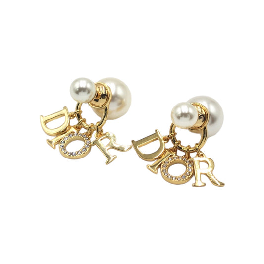 D-026
Dior ディオール トライバル ピアス スウィング ゴールド金具 フェイクパール / ラインストーン E1411TRICY_D301 スタッドピアス  レディース