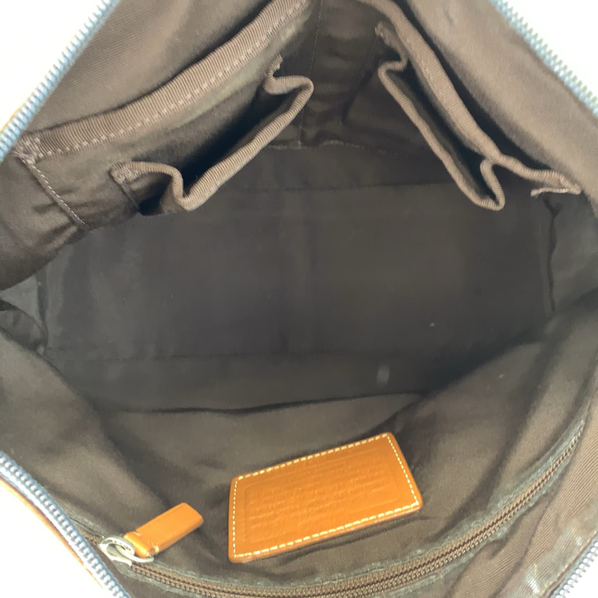 COACH コーチ ヘリテージウェブ ブラウン 茶 レザー F70559 ショルダーバッグ 斜め掛け  メンズ