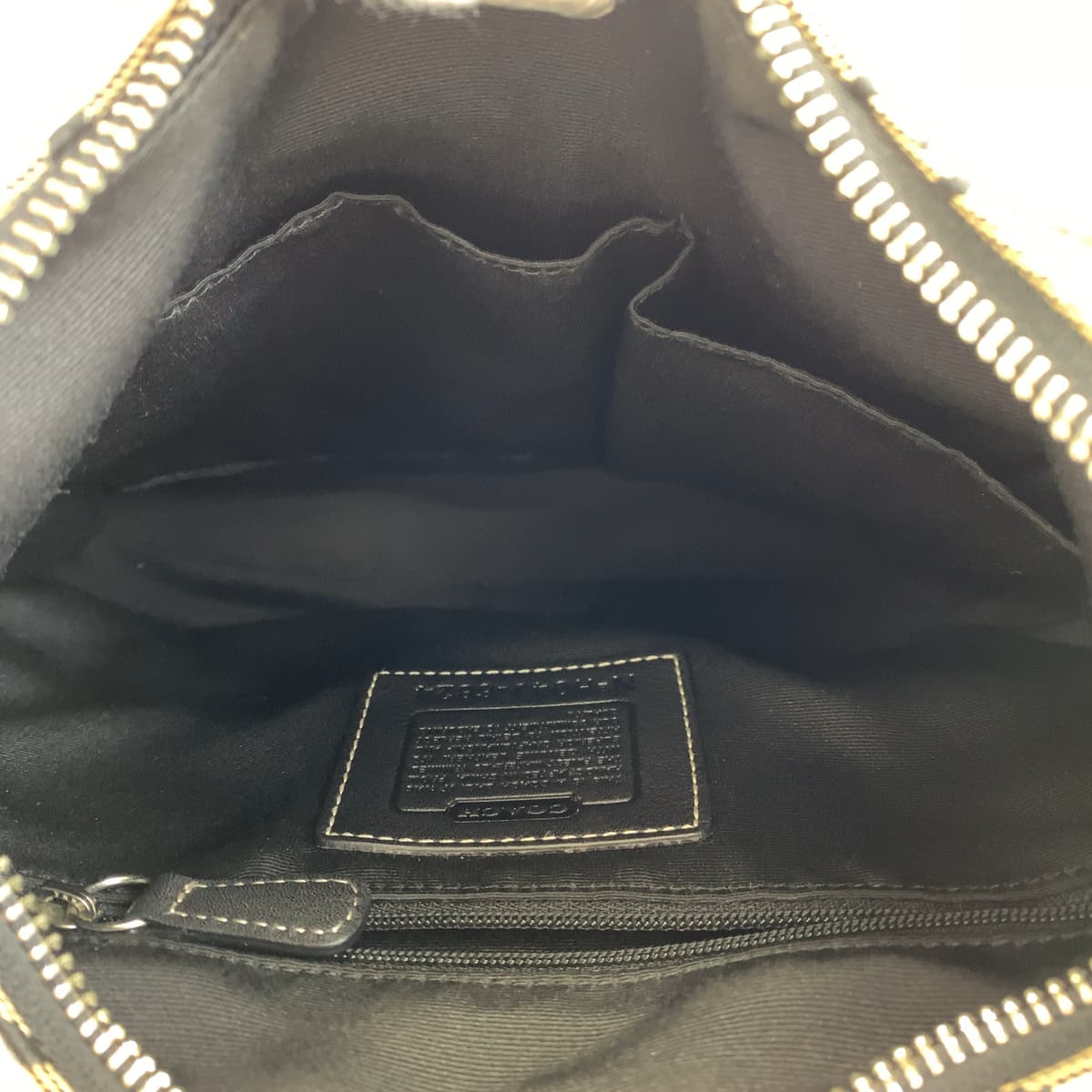 COACH コーチ シグネチャー ブラック 黒 キャンバス 6824 ショルダーバッグ 肩掛け  レディース